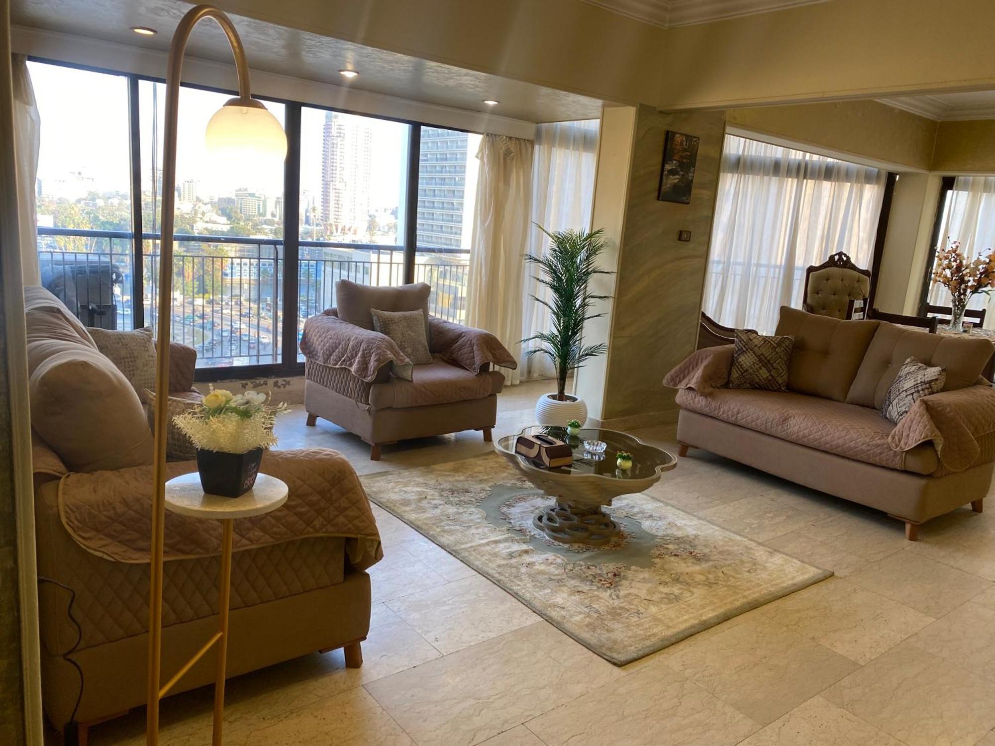 Апартаменти Nile View Dokki *